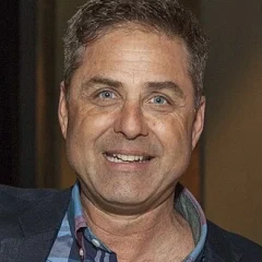 Mark L. Walberg height profile photo