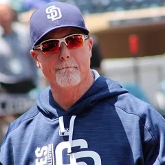 Mark McGwire height profile photo