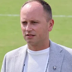 Mark Parsons height profile photo