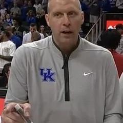 Mark Pope height profile photo