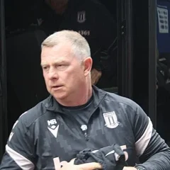 Mark Robins height profile photo
