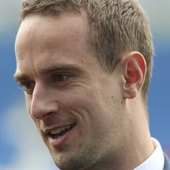 Mark Sampson height profile photo