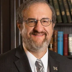 Mark Schlissel height profile photo