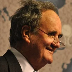 Mark Tully height profile photo