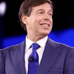 Mark Wallace height profile photo