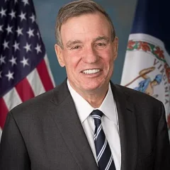 Mark Warner height profile photo