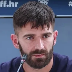 Marko Livaja height profile photo
