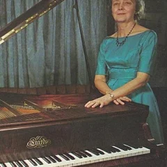 Martha Goldstein height profile photo