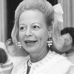 Martha Mitchell height profile photo