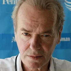 Martin Amis height profile photo