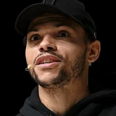 Martin Braithwaite height profile photo