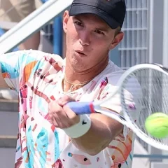 Martin Damm (born 2003) height profile photo