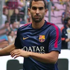 Martín Montoya height profile photo