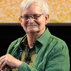 Martin Parr height profile photo