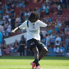 Marvin Emnes height profile photo
