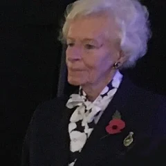 Mary Ellis (pilot) height profile photo