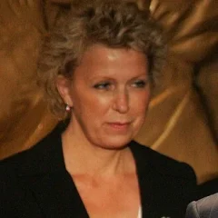 Mary Mapes height profile photo