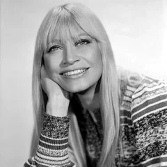 Mary Travers height profile photo