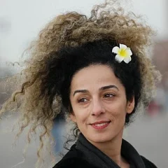 Masih Alinejad height profile photo