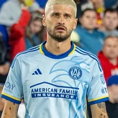 Mateusz Klich height profile photo