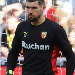 Mathew Ryan height profile photo