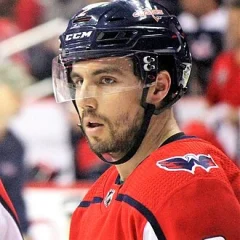 Matt Niskanen height profile photo