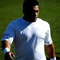 Matt Utai height profile photo