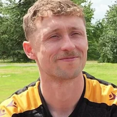 Matthew Pennington height profile photo