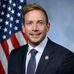 Max Miller (politician) height profile photo
