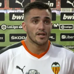 Maxi Gómez height profile photo