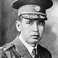 Maximiliano Hernández Martínez height profile photo