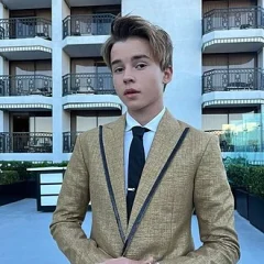 Maxwell Jenkins height profile photo