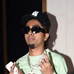 MC Stan height profile photo