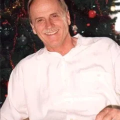 Mel White height profile photo
