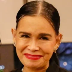 Melanie Marquez height profile photo