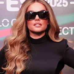 Melody (Spanish singer) height profile photo