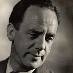 Mervyn Johns height profile photo