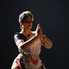 Methil Devika height profile photo