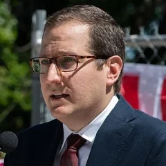 Micah Lasher height profile photo