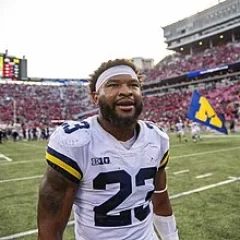 Michael Barrett (American football) height profile photo