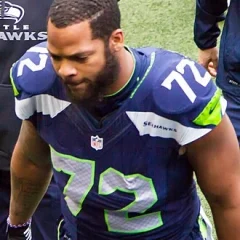 Michael Bennett (defensive lineman, born 1985) height profile photo