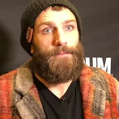 Michael Chiesa height profile photo