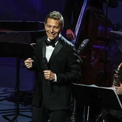 Michael Feinstein height profile photo