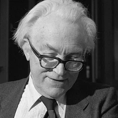 Michael Foot height profile photo