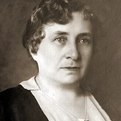 Michalina Mościcka height profile photo