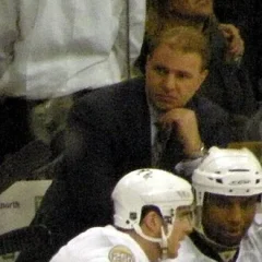 Michel Therrien height profile photo
