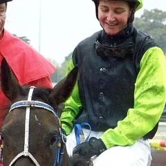 Michelle Payne height profile photo