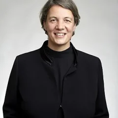 Michelle Simmons height profile photo