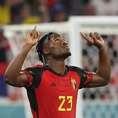 Michy Batshuayi height profile photo