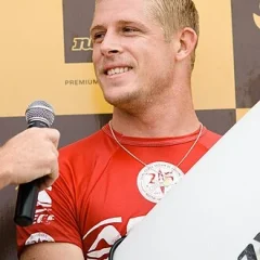 Mick Fanning height profile photo